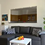 Sea Breeze Apartment